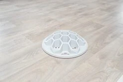 TRIXIE Cat Activity Slow Feeder - Bee Hive Design, Cat Bowl, Cat Food Plate, Pet Feeding Bowl, Helps Stop Bloat, Prevents Obesity, Improves Digestion, White 11 TRIXIE Cat Activity Slow Feeder - Bee Hive Design, Cat Bowl, Cat Food Plate, Pet Feeding Bowl, Helps Stop Bloat, Prevents Obesity, Improves Digestion, White -Dog Supplies Store 316PXWb5gQL