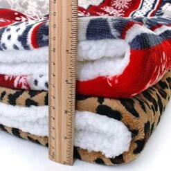 Kuntrona Warm Winter Dog Bed Mat Puppy Cat House Kennel Small Medium Large Dogs Beds Christmas Sleeping Blanket Chihuahua Snowflake Print Red M -Dog Supplies Store 51Kve4o29qL